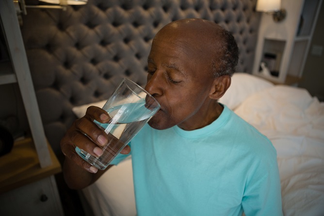water-is-essential-to-senior-health
